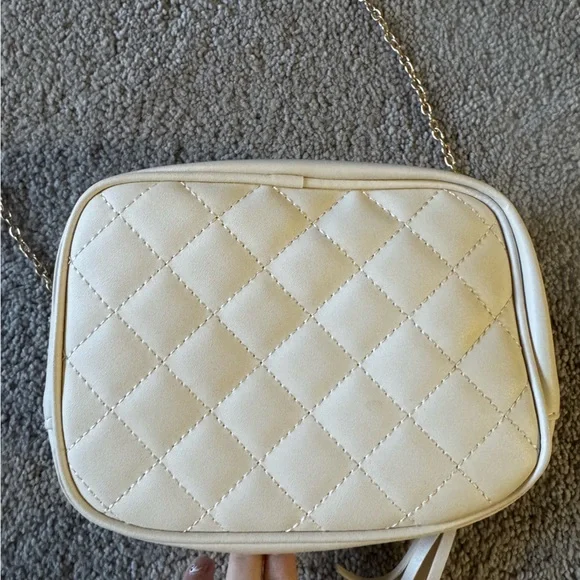 Purse - Picture 3 of 3